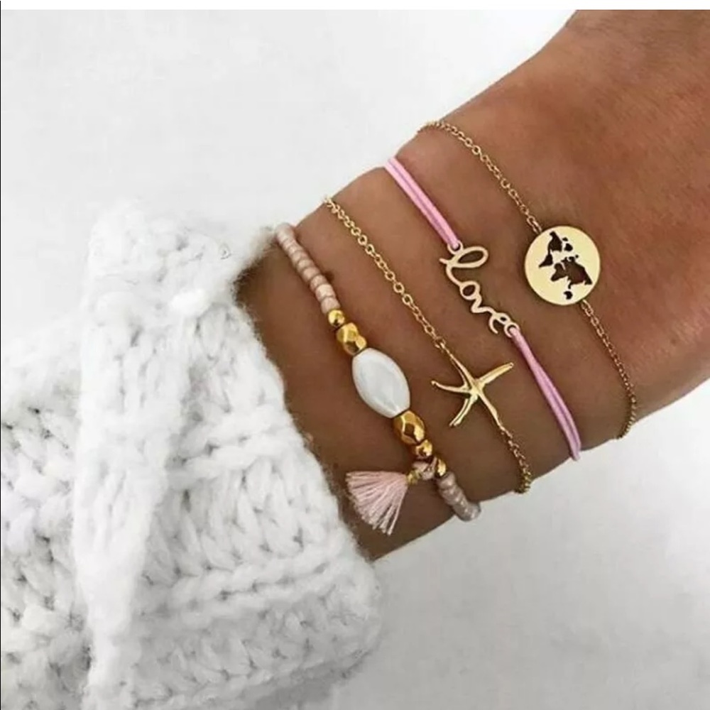 ✨ 4 piece bracelet set